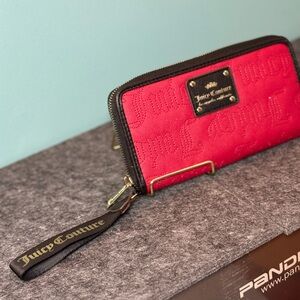 Juicy Couture Wristlet wallet
